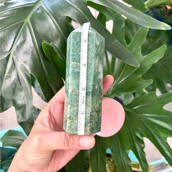 Fuchsite Tower - Picture 5 of 5